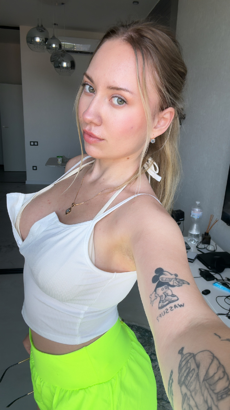 KateV in her underwear in Tegucigalpa