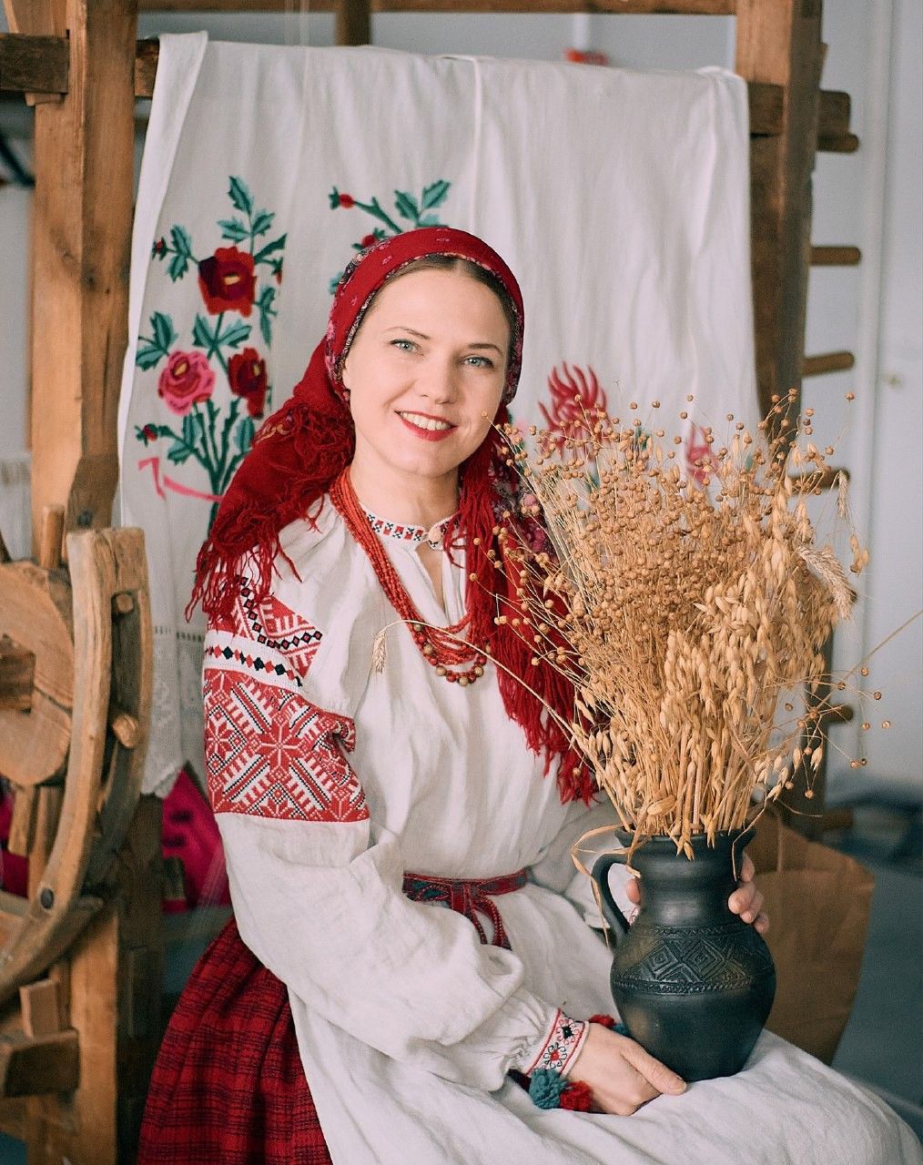 Women in Slavic costumes in Tegucigalpa