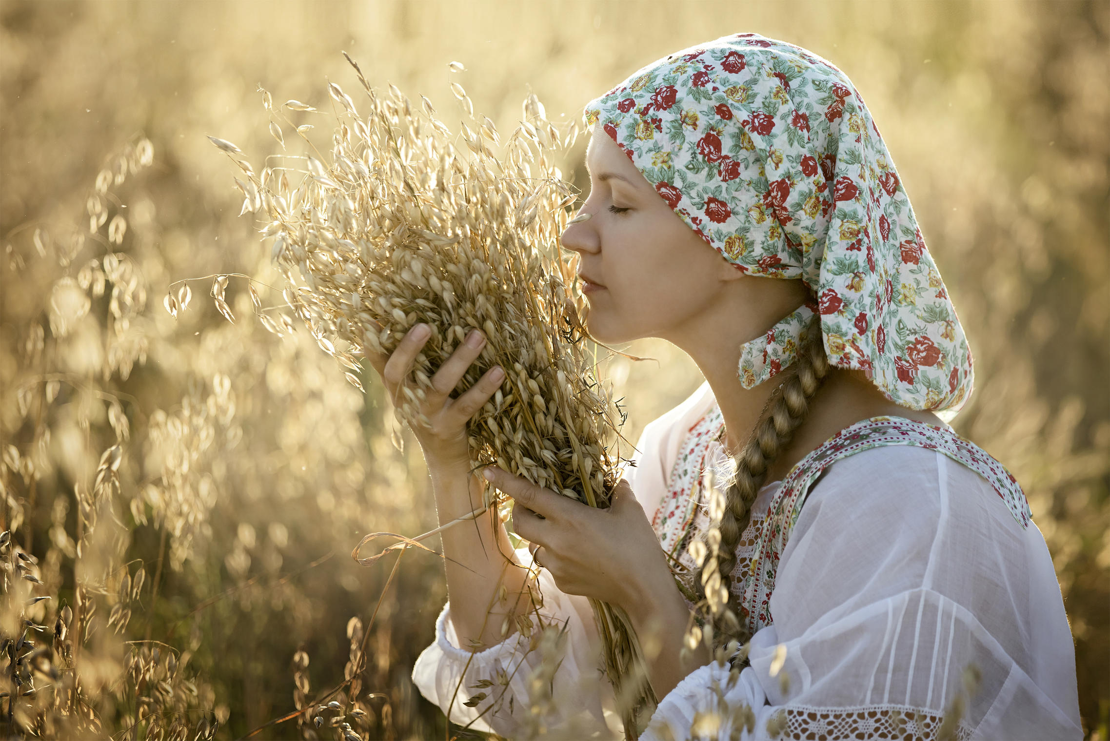 Photo Women in Slavic costumes in Tegucigalpa